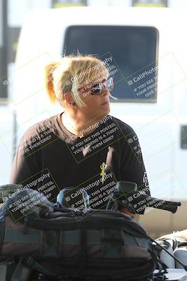 media/Oct-30-2025-Racers Edge (Thu) [[dabbdaf680]]/1-Around the Pits- Track Walk/